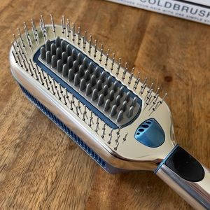 BaByliss Pro Nano Platinum Cold Brush